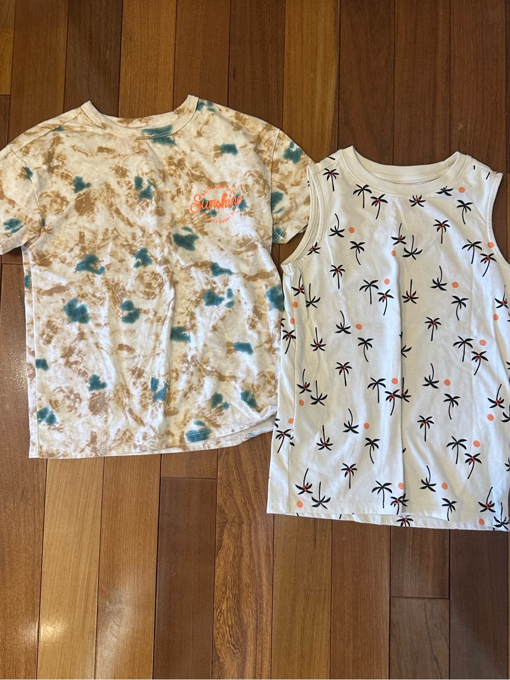 Tie-Dye Short Sleeve Tee & Palm Print Tank - White, Tan, Teal